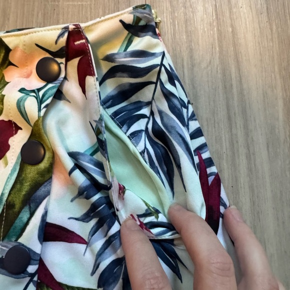 NWT Lady Hagen Tropical Floral Women's Skort - Picture 4 of 11